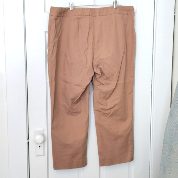Charter Club Woman - Size 18W Slimming pants; Tan - Picture 3 of 3